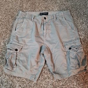 American Eagle shorts size 36